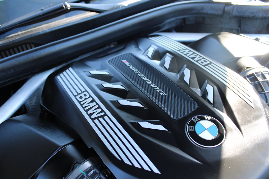 2020 BMW X7 M50i photo