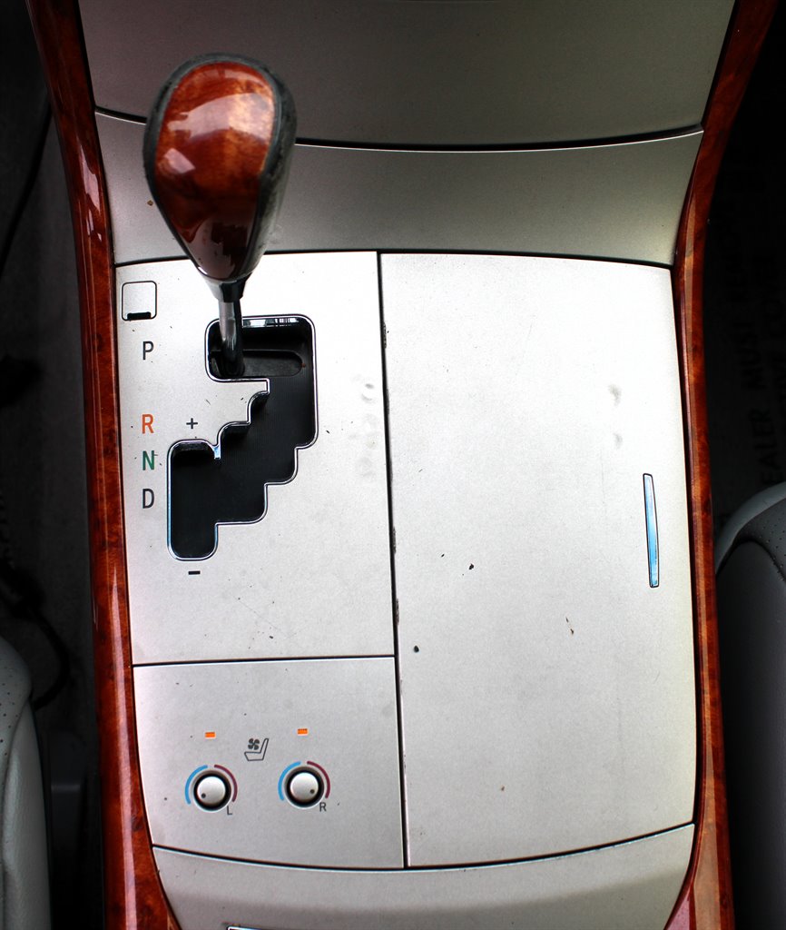 2007 Toyota Avalon XL photo