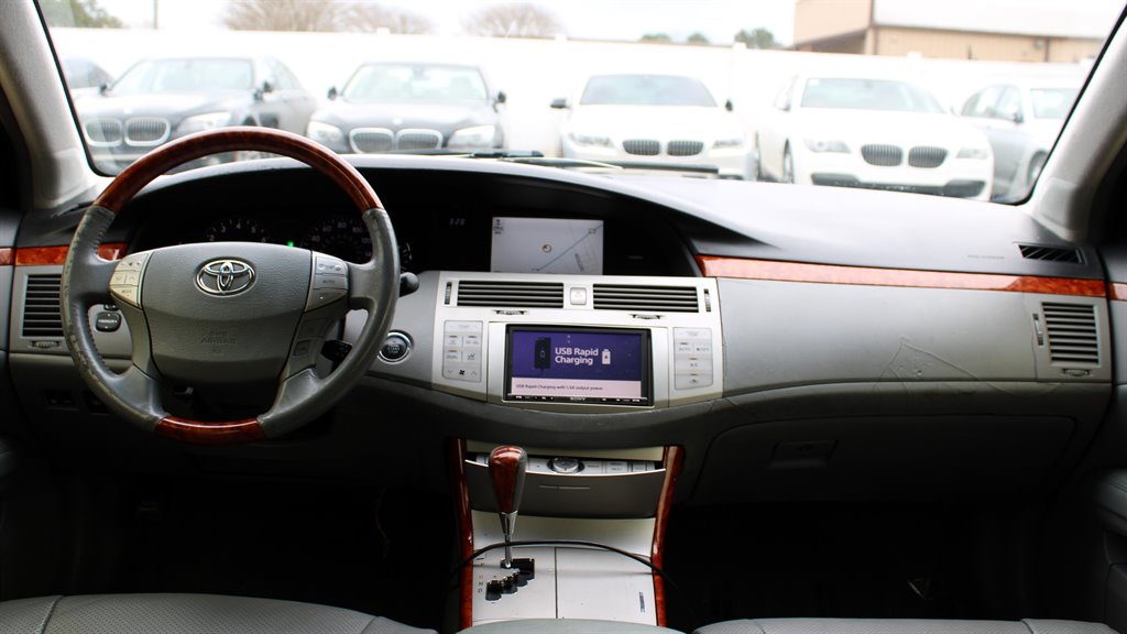 2007 Toyota Avalon XL photo