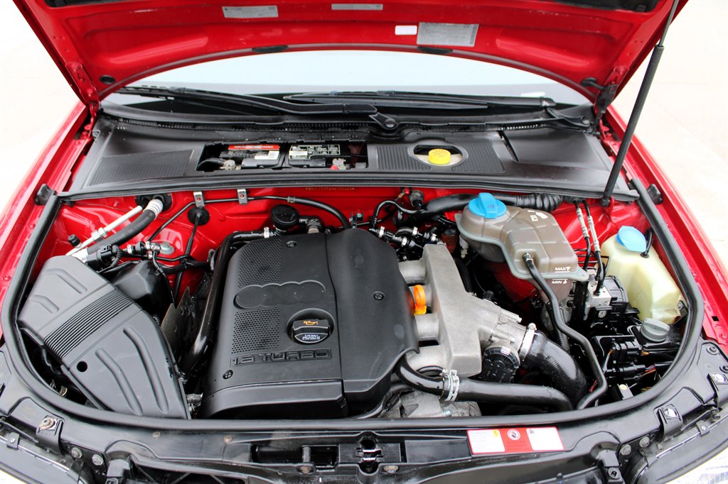 2003 Audi A4 1.8T quattro photo