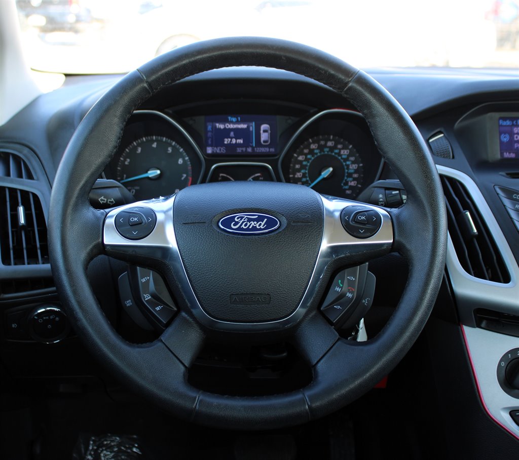 2012 Ford Focus SE photo