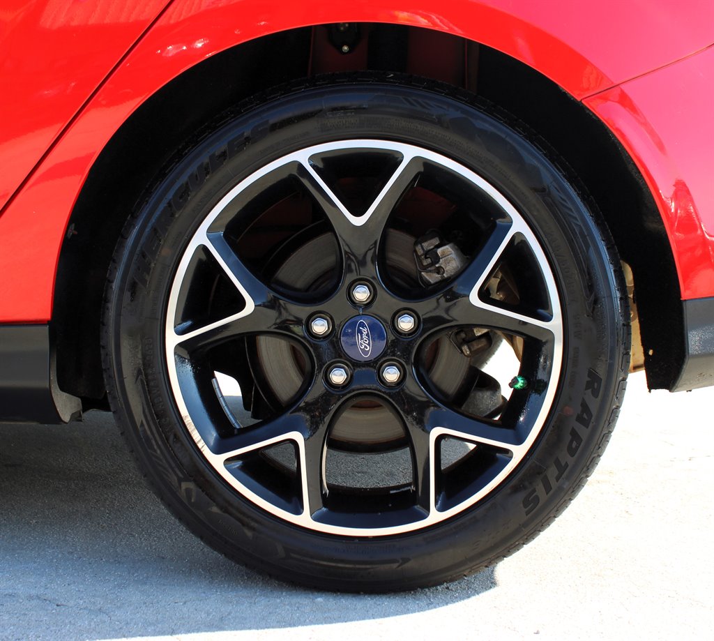 2012 Ford Focus SE photo