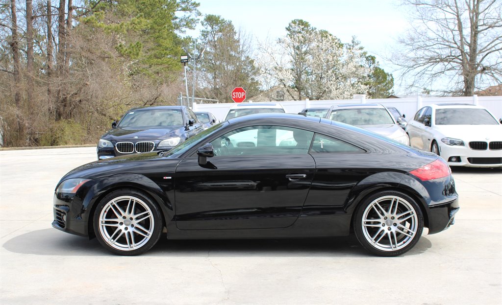 2010 Audi TT 2.0T quattro Premium Plus photo