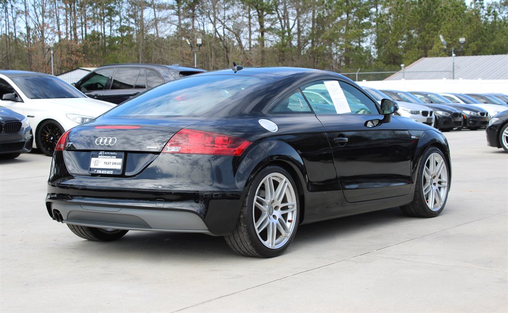 2010 Audi TT 2.0T quattro Premium Plus photo