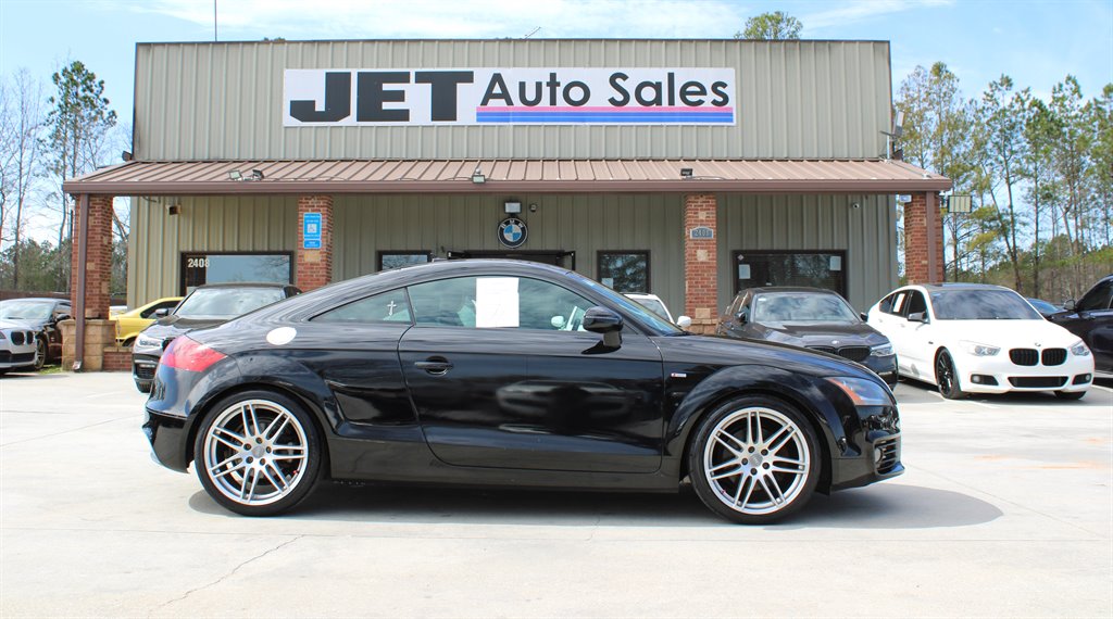 2010 Audi TT 2.0T quattro Premium Plus photo
