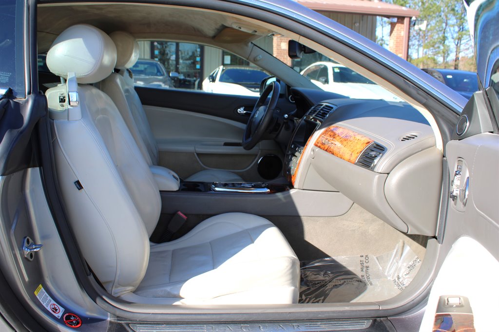2011 Jaguar XK-Series photo