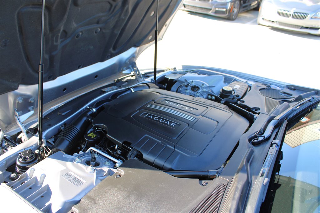 2011 Jaguar XK-Series photo