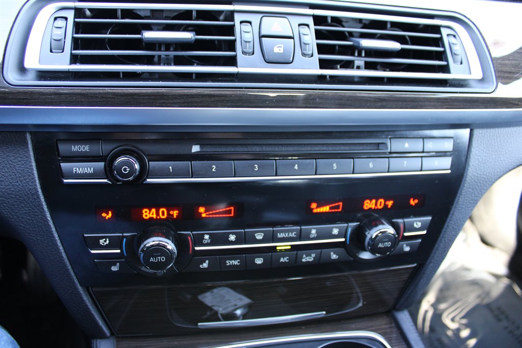 2015 BMW 7-Series 750lxi photo