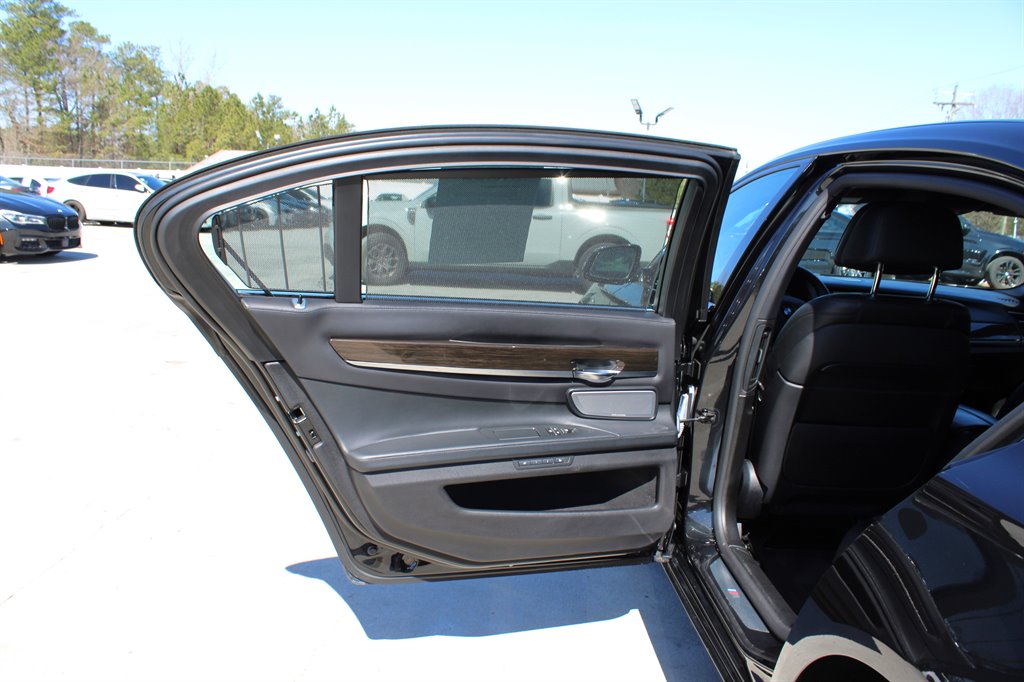 2015 BMW 7-Series 750lxi photo