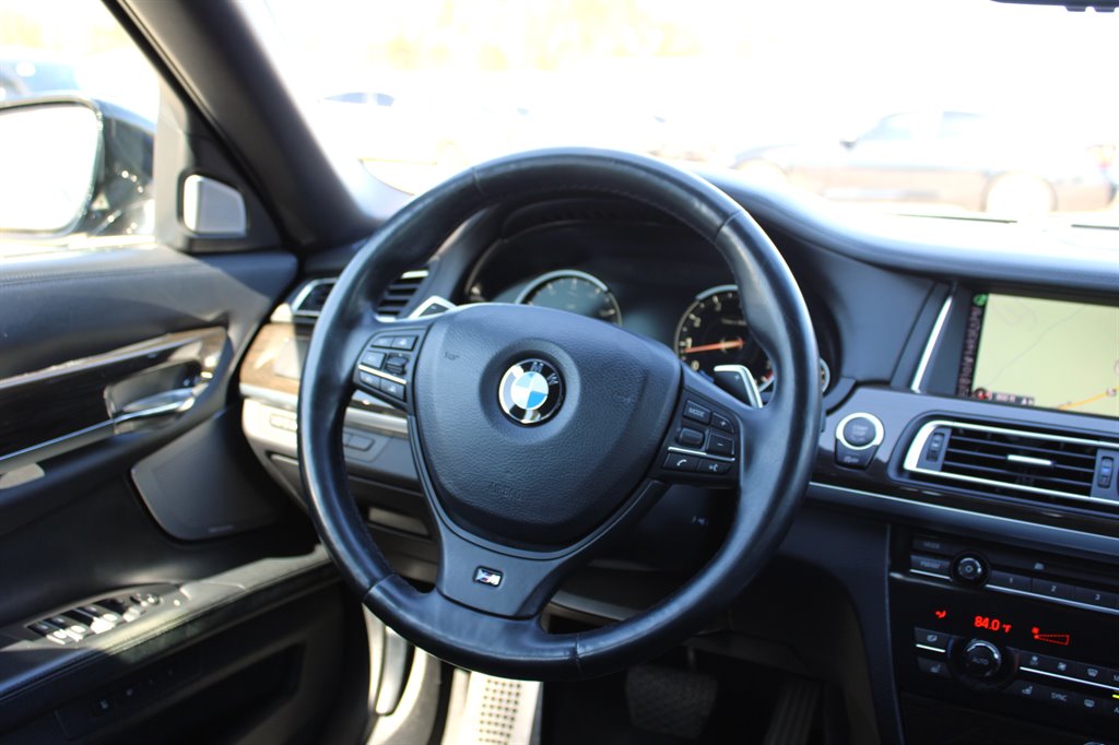 2015 BMW 7-Series 750lxi photo