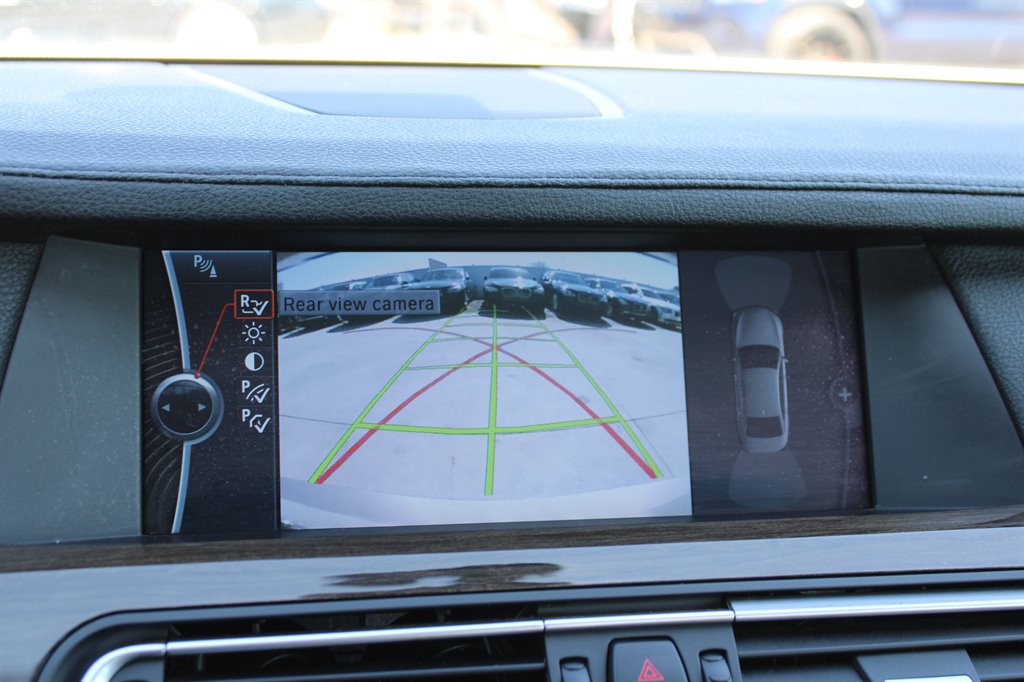 2009 BMW 7-Series 750Li photo