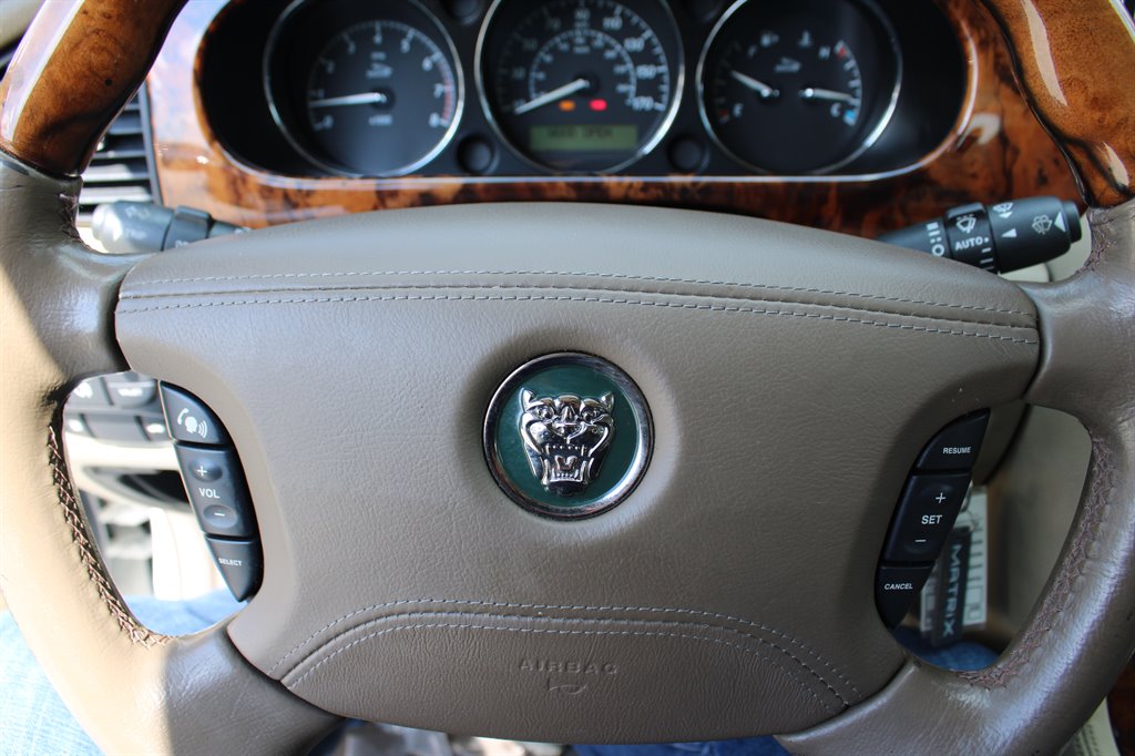 2006 Jaguar XJ-Series XJ8 L photo