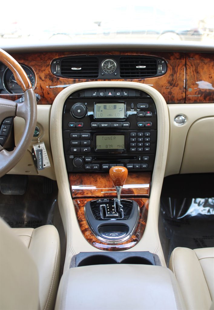 2006 Jaguar XJ-Series XJ8 L photo