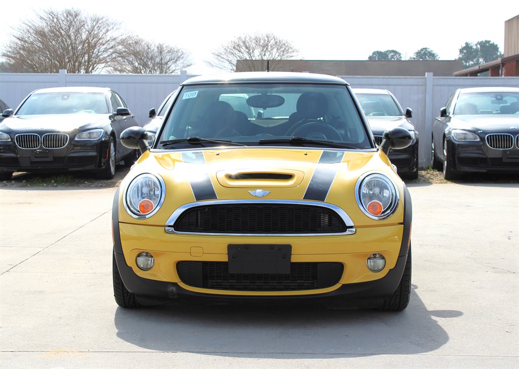 2009 MINI Cooper S photo
