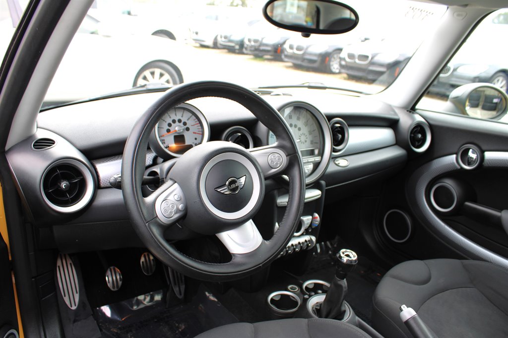 2009 MINI Cooper S photo