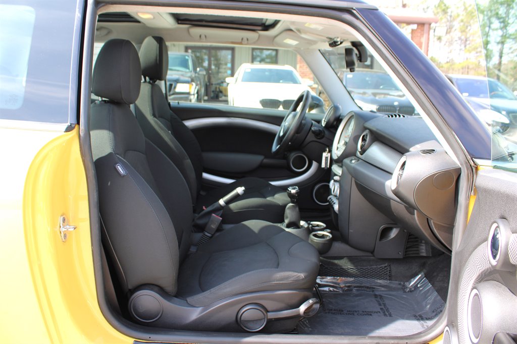 2009 MINI Cooper S photo