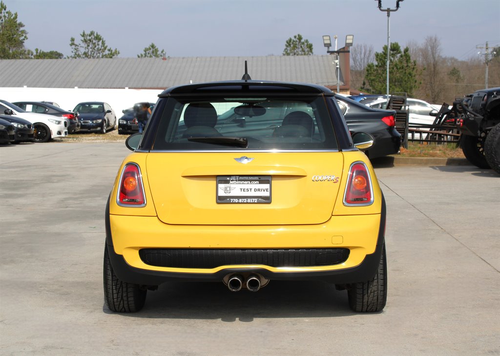 2009 MINI Cooper S photo