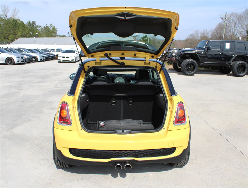 2009 MINI Cooper S photo