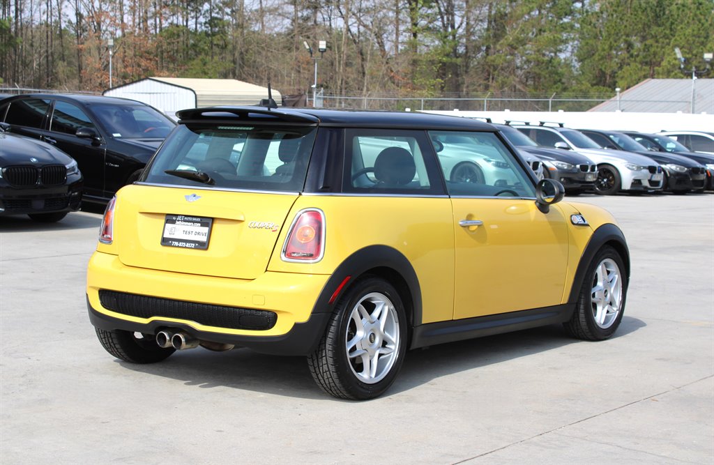 2009 MINI Cooper S photo
