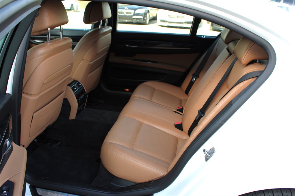 2014 BMW MDX ALPINA B7 LWB photo