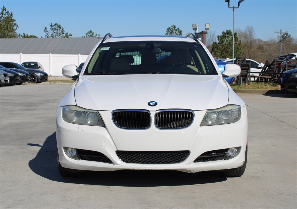 2009 BMW 3-Series 328i photo