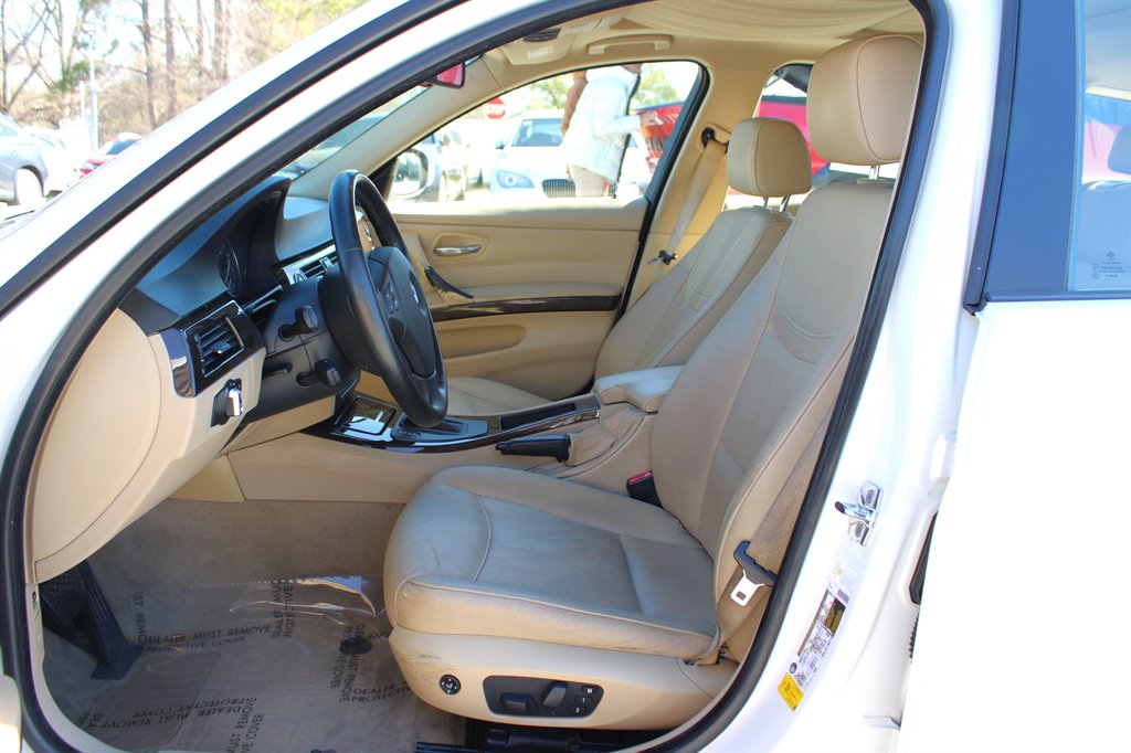 2009 BMW 3-Series 328i photo
