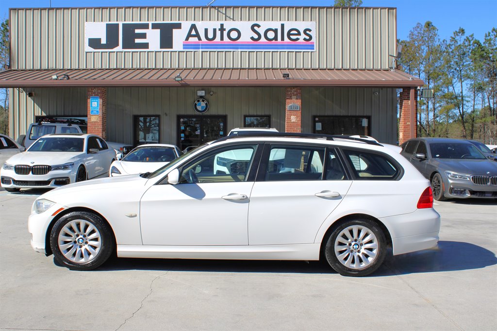 2009 BMW 3-Series 328i photo