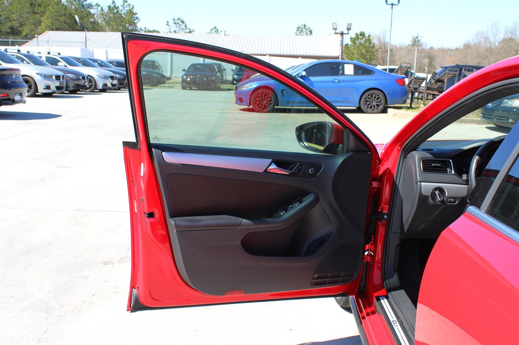 2012 Volkswagen Jetta GLI PZEV photo