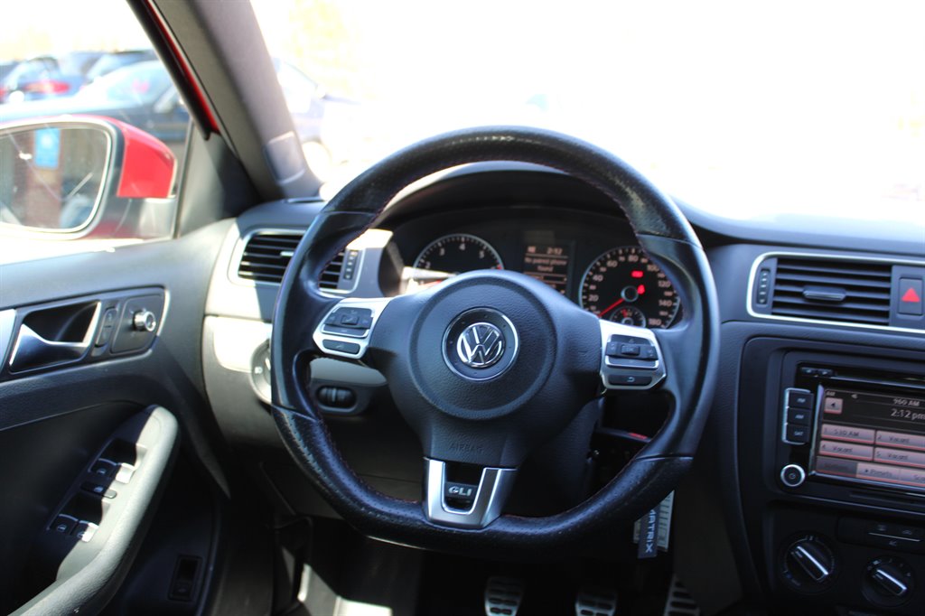 2012 Volkswagen Jetta GLI PZEV photo