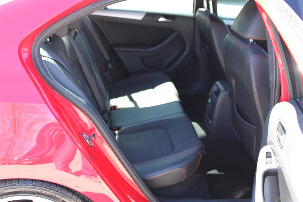 2012 Volkswagen Jetta GLI PZEV photo