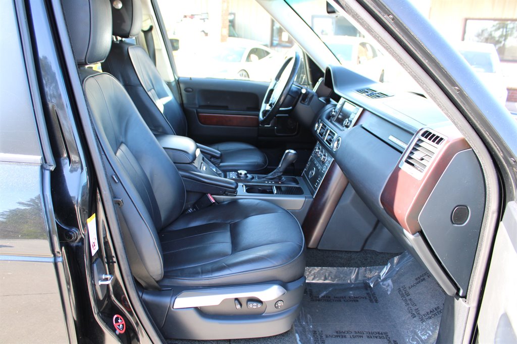 2010 Land Rover Range Rover HSE photo