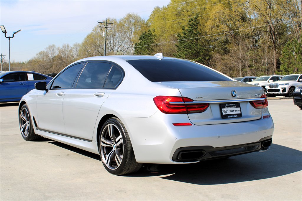 2016 BMW 7-Series 750xi photo