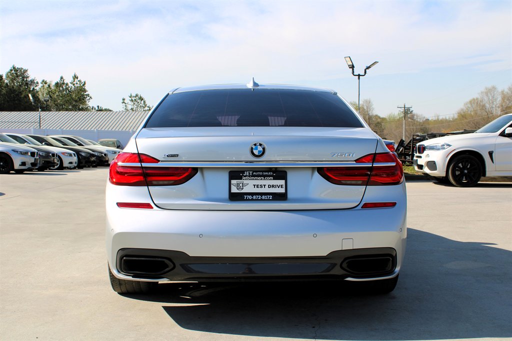 2016 BMW 7-Series 750xi photo
