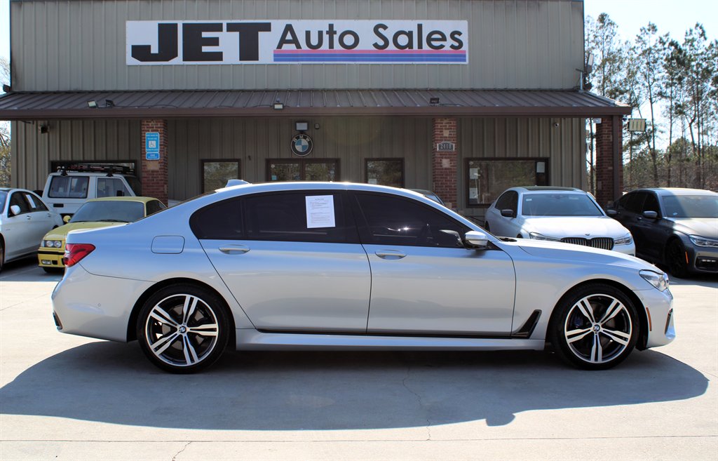2016 BMW 7-Series 750xi photo