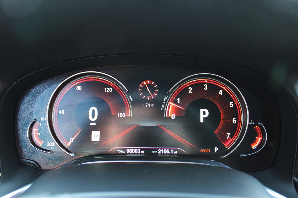 2016 BMW 7-Series 750xi photo