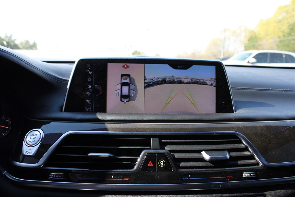 2016 BMW 7-Series 750xi photo