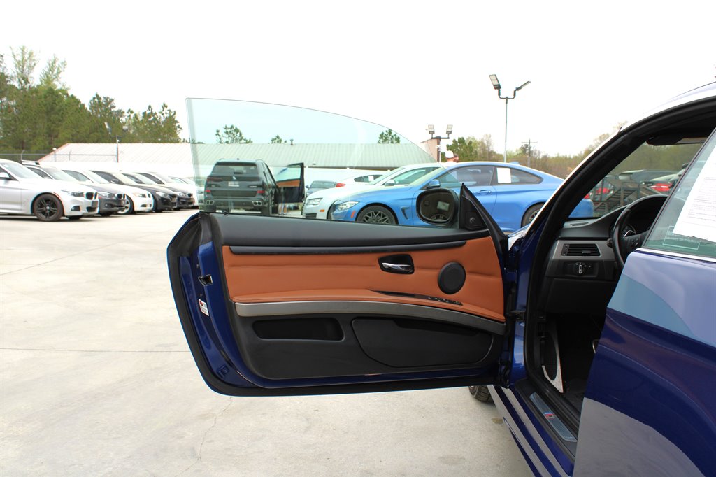 2013 BMW Legend 335is photo