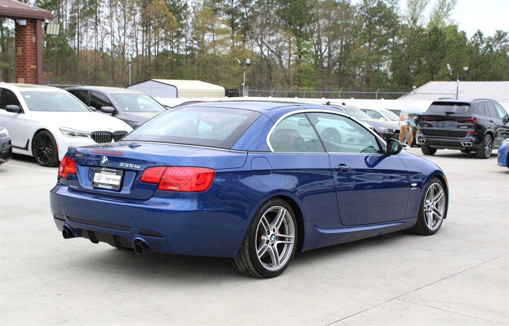 2013 BMW Legend 335is photo