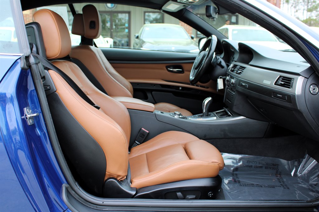 2013 BMW Legend 335is photo