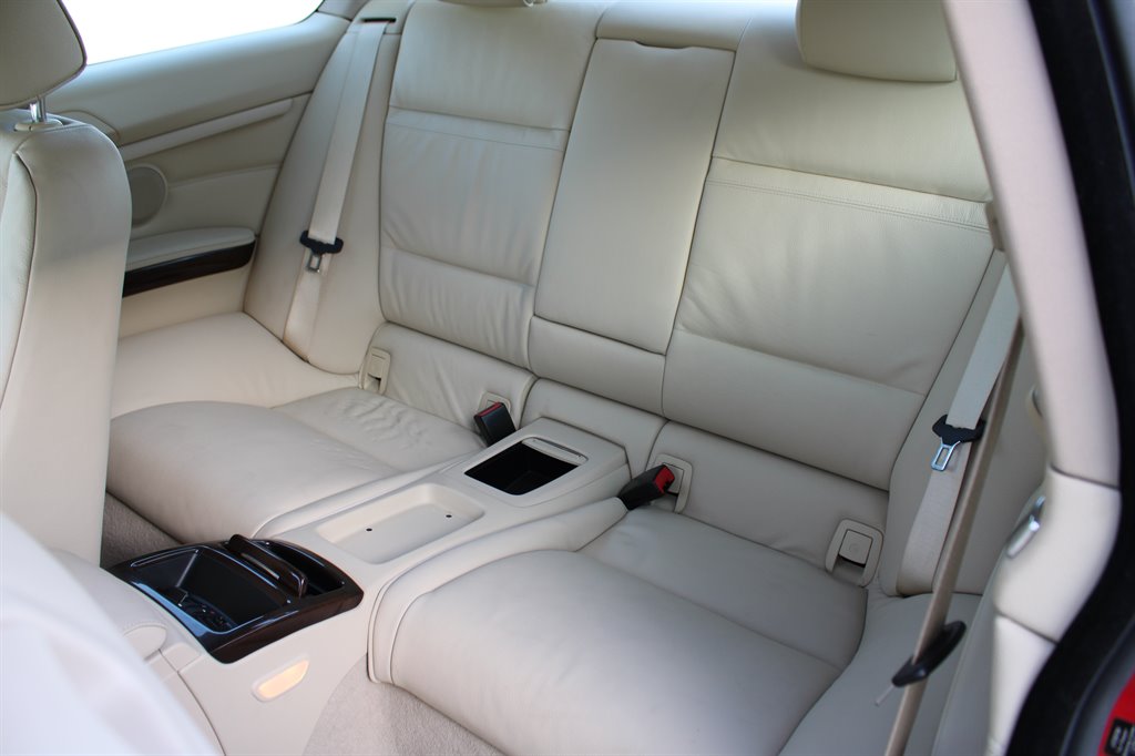 2009 BMW 3-Series 328i photo