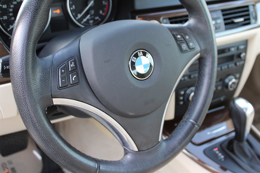 2009 BMW 3-Series 328i photo