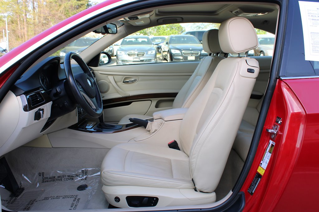 2009 BMW 3-Series 328i photo