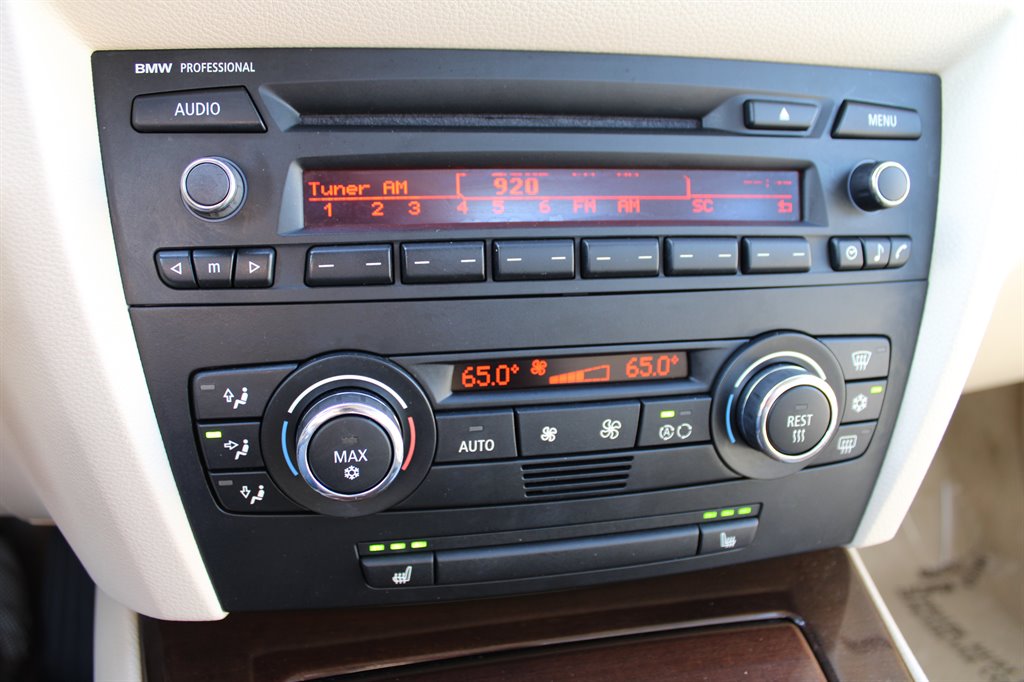 2009 BMW 3-Series 328i photo
