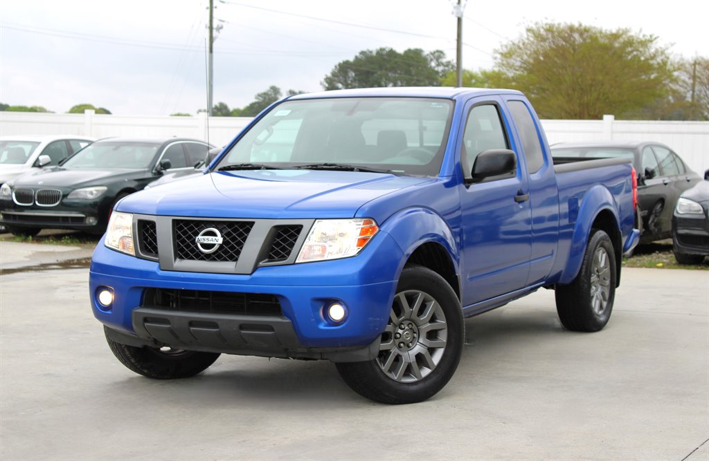 2012 Nissan Frontier SV V6 photo