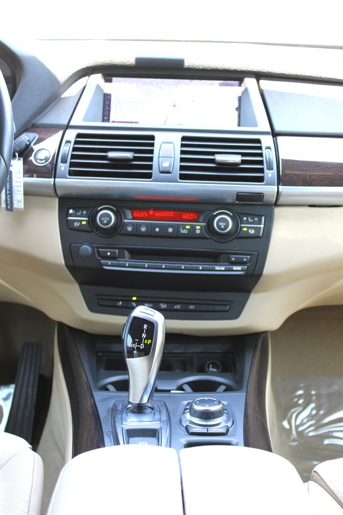 2012 BMW X5 xDrive50i photo