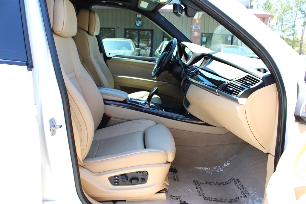 2012 BMW X5 xDrive50i photo