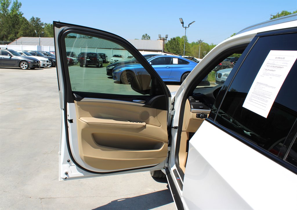 2012 BMW X5 xDrive50i photo