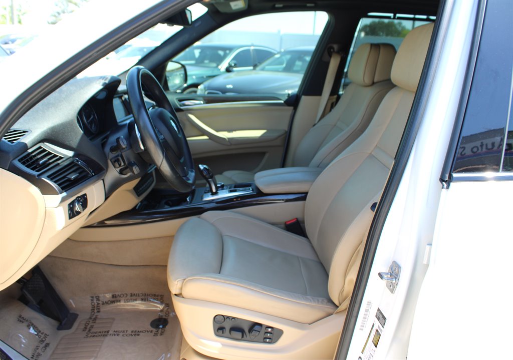 2012 BMW X5 xDrive50i photo