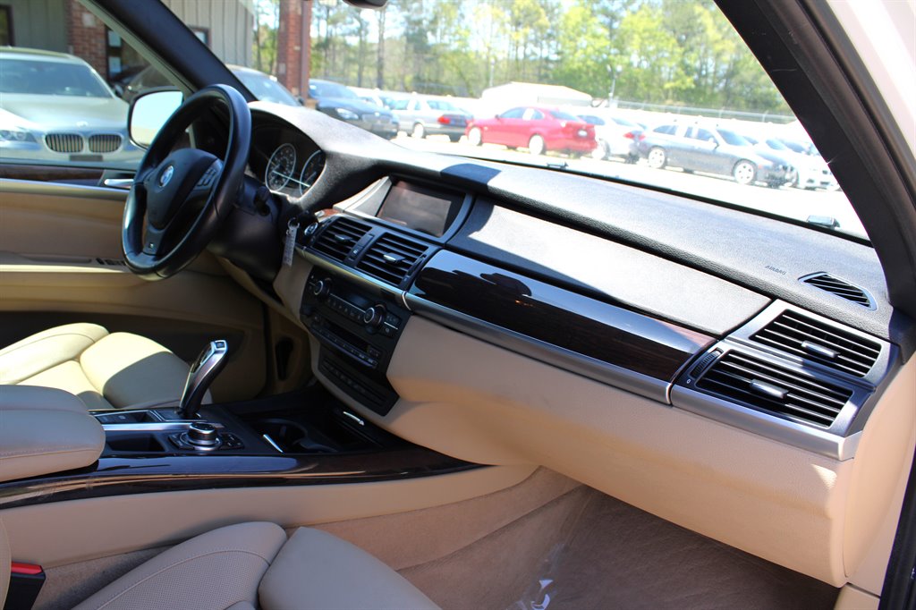 2012 BMW X5 xDrive50i photo