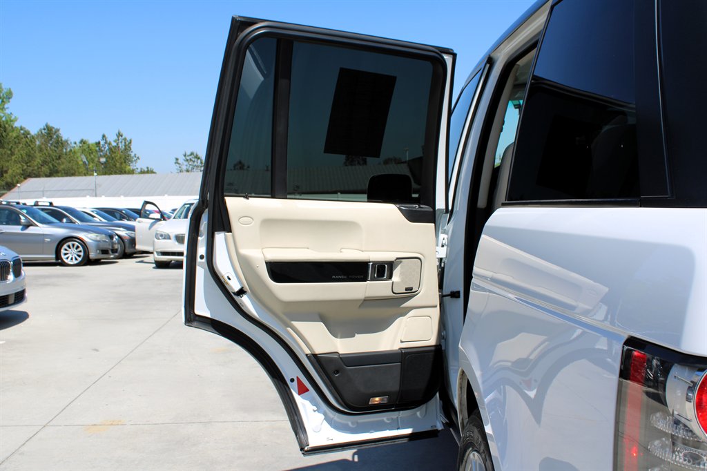 2012 Land Rover Range Rover HSE LUX photo